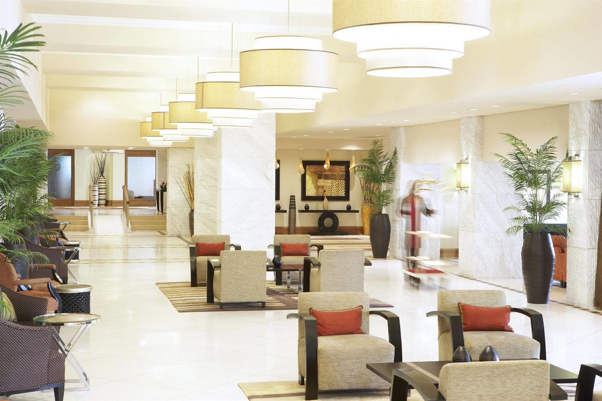 The Federal Palace Hotel And Casino Apese Exterior photo